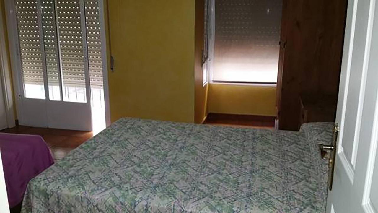Hostal Velarde Talavera da Rainha Exterior foto