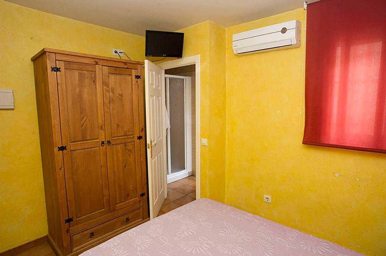 Hostal Velarde Talavera da Rainha Exterior foto